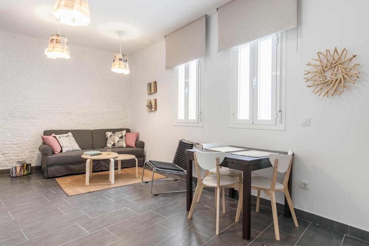 Spectacular Modern Apartment In The City Center Sevilla Bagian luar foto